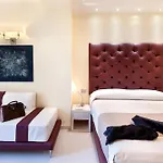 B&B Palazzo Tritone & Abagnale 4*