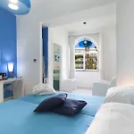 B&B Palazzo Tritone & Abagnale