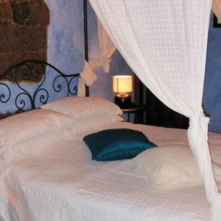 B&B Palazzo Tritone & Abagnale 4*