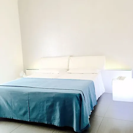 Palazzo Tritone & Abagnale B&B 4*