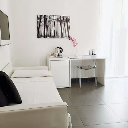 B&B Palazzo Tritone & Abagnale 4*