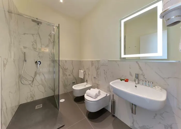 Palazzo Tritone & Abagnale 住宿加早餐酒店 4*