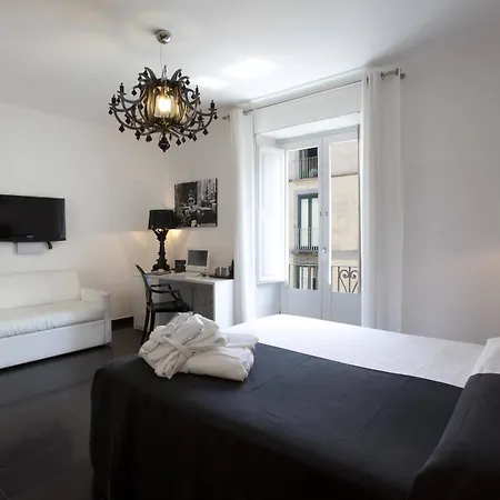 Palazzo Tritone & Abagnale Nocleg ze śniadaniem