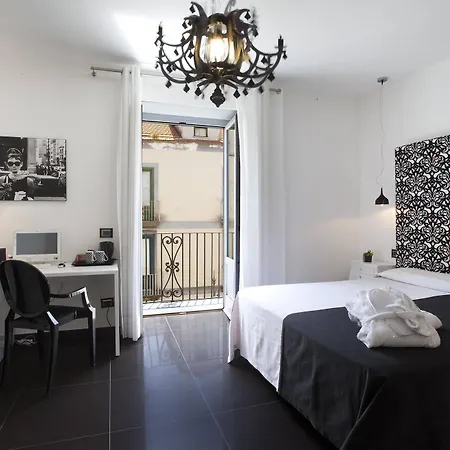 Palazzo Tritone & Abagnale