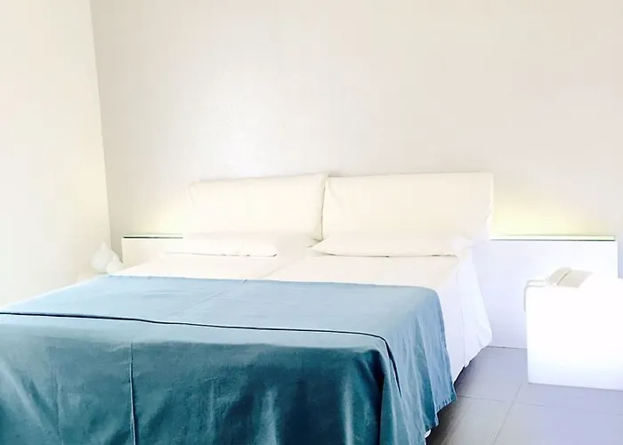 Palazzo Tritone & Abagnale Bed and Breakfast 4*